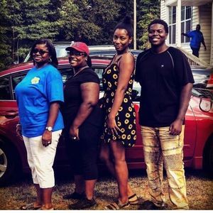 Meet your Posher, Louise